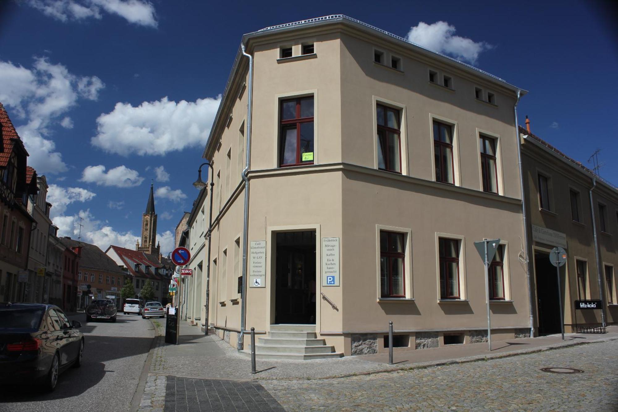 Gaestehaus Innfernow Fürstenberg-Havel Dış mekan fotoğraf